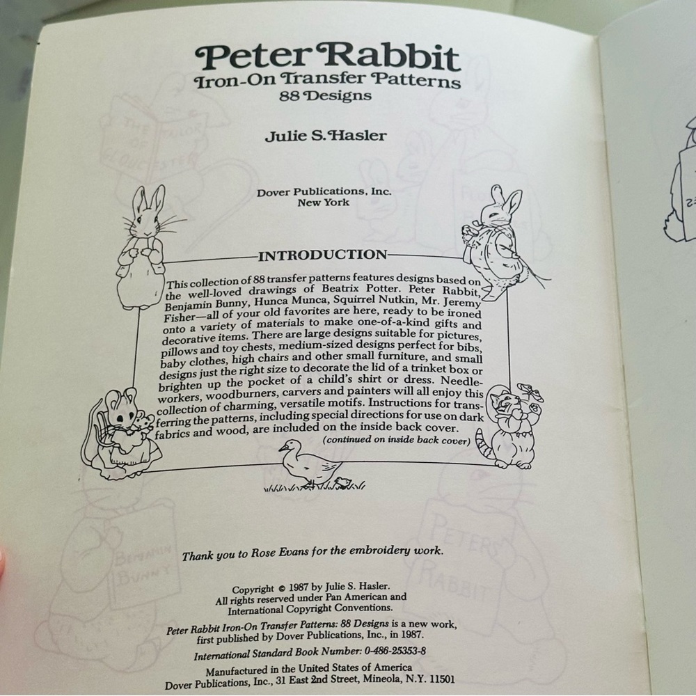 Peter Rabbit 🐰 Iron-On Transfer Patterns Dover Needlework Series Paperback Book - Picture 2 of 5